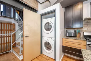 1417 Main St, Cincinnati, OH 45202 - Photo 21