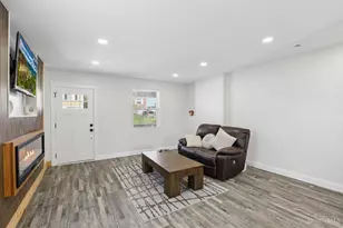 582 Greenwell Ave, Delhi Township, OH 45238 - Photo 5