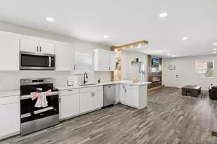 582 Greenwell Ave, Delhi Township, OH 45238 - Photo 7