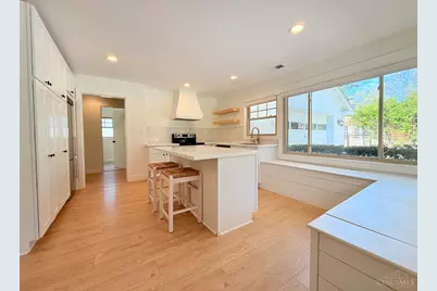 6538 Kentuckyview Drive, Cincinnati, OH 45230 - Photo 3