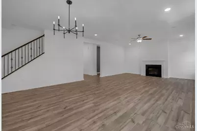 8705 Quietwood Lane, Miami Township, OH 45002 - Photo 11