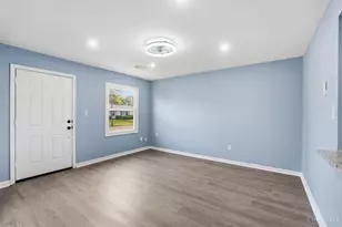 9917 Capstan Dr, Colerain Township, OH 45251 - Photo 7