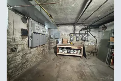 560 Terrace Avenue, Cincinnati, OH 45220 - Photo 23