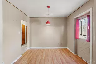 1720 Marilyn Ln, Cincinnati, OH 45231 - Photo 9