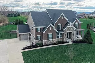 7362 W Observatory, West Chester, OH 45069 - Photo 1