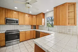 224 Sebastian Ct, Delhi Township, OH 45238 - Photo 11