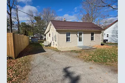 8 Highland Avenue, Hillsboro, OH 45133 - Photo 1