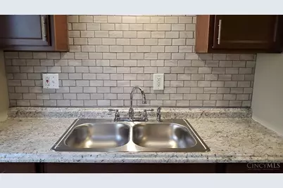 58 Gorman Lane, Reading, OH 45215 - Photo 9