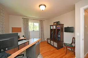 8851 Roundhill Rd, Sycamore Township, OH 45236 - Photo 15