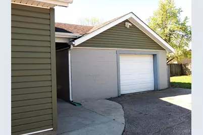 417 Mary Lane, South Lebanon, OH 45065 - Photo 3