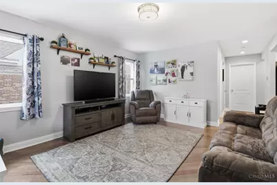 1844 Greenbriar Place, Cincinnati, OH 45237 - Photo 3