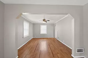 1893 Ashbrook Dr, Cincinnati, OH 45238 - Photo 13