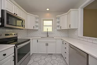 466 Stanley Avenue, Cincinnati, OH 45226 - Photo 7