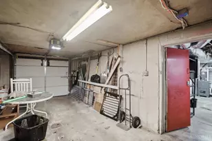 5450 Lawrence Rd, Green Township, OH 45248 - Photo 41