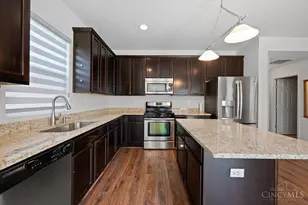 6995 Hearthwood Dr, Fairfield Township, OH 45011 - Photo 11