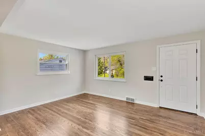 610 Fairbanks Avenue, Cincinnati, OH 45205 - Photo 7