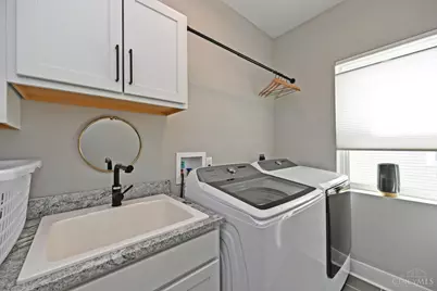 3725 Maple Park Avenue, Cincinnati, OH 45209 - Photo 39