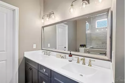 802 Monarch Court, Union Township, OH 45152 - Photo 19