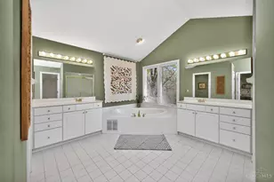 1308 Woodlake Ct, Miami Township, OH 45140 - Photo 29