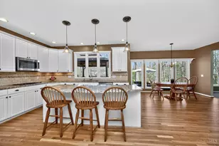 1308 Woodlake Ct, Miami Township, OH 45140 - Photo 13