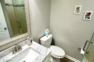 241 Queens Crossing, Centerville, OH 45458 - Photo 15