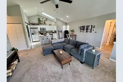 241 Queens Crossing, Centerville, OH 45458 - Photo 7