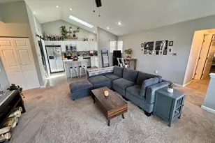 241 Queens Crossing, Centerville, OH 45458 - Photo 7