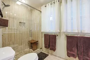 200 Brocdorf Dr, Wyoming, OH 45215 - Photo 21