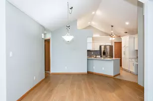 2133 Willow Run Cir, Mad River Twp, OH 45323 - Photo 11