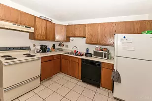 7231 Creekview Dr, Colerain Township, OH 45247 - Photo 19