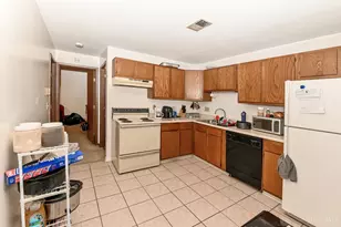 7231 Creekview Dr, Colerain Township, OH 45247 - Photo 15