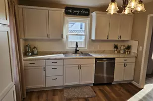 3221 Yankee Rd, Middletown, OH 45044 - Photo 9