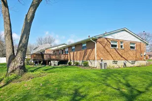 1051 Alcliff Ln, Delhi Township, OH 45238 - Photo 7