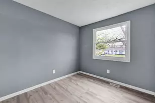 1034 W Kemper Rd, Forest Park, OH 45240 - Photo 25