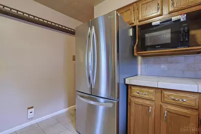 7845 Livingston Road, Cincinnati, OH 45247 - Photo 17