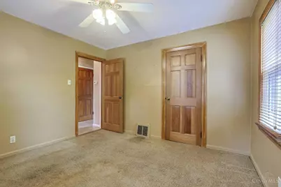 7845 Livingston Road, Cincinnati, OH 45247 - Photo 23