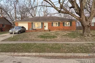 325 Stubbs Dr, Dayton, OH 45426 - Photo 1