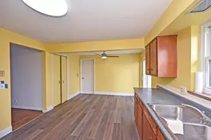 8703 Vicbarb Ln, Anderson Township, OH 45244 - Photo 11