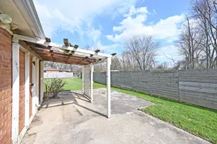 8703 Vicbarb Ln, Anderson Township, OH 45244 - Photo 23