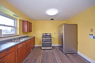 8703 Vicbarb Ln, Anderson Township, OH 45244 - Photo 9