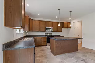1327 Granite Dr, Union Township, OH 45103 - Photo 5