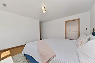 439 Hidden Valley Ln, Wyoming, OH 45215 - Photo 25