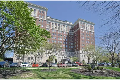 3900 Rose Hill Avenue #301A, Cincinnati, OH 45229 - Photo 1