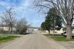 2020 Wilding Ave, Harrison Twp, OH 45414 - Photo 5