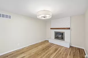 1405 Holman View Dr, Wyoming, OH 45215 - Photo 21