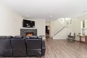 2055 E Seymour Ave, Cincinnati, OH 45237 - Photo 21