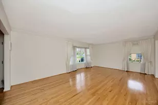 1630 Beech Grove Dr, Green Township, OH 45233 - Photo 7