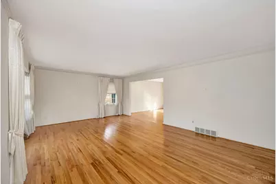 1630 Beech Grove Drive, Green Township, OH 45233 - Photo 5