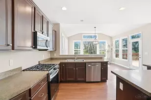 1153 Westchester Way, Union Township, OH 45244 - Photo 15