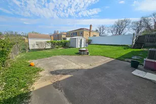 818 Woodyhill Dr, Cincinnati, OH 45238 - Photo 43